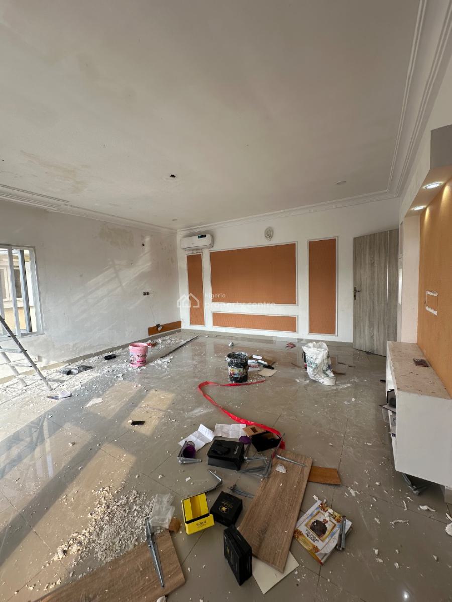 𝐌𝐀𝐈𝐍𝐓𝐀𝐈𝐍𝐄𝐃 4 𝐁𝐄𝐃𝐑𝐎𝐎𝐌 𝐓𝐄𝐑𝐑𝐀𝐂𝐄 𝐃𝐔𝐏𝐋𝐄𝐗, Osapa, Lekki, Lagos, Detached Duplex for Rent