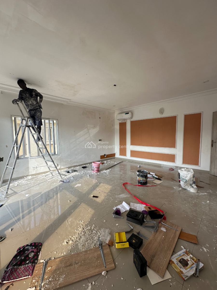 𝐌𝐀𝐈𝐍𝐓𝐀𝐈𝐍𝐄𝐃 4 𝐁𝐄𝐃𝐑𝐎𝐎𝐌 𝐓𝐄𝐑𝐑𝐀𝐂𝐄 𝐃𝐔𝐏𝐋𝐄𝐗, Osapa, Lekki, Lagos, Detached Duplex for Rent