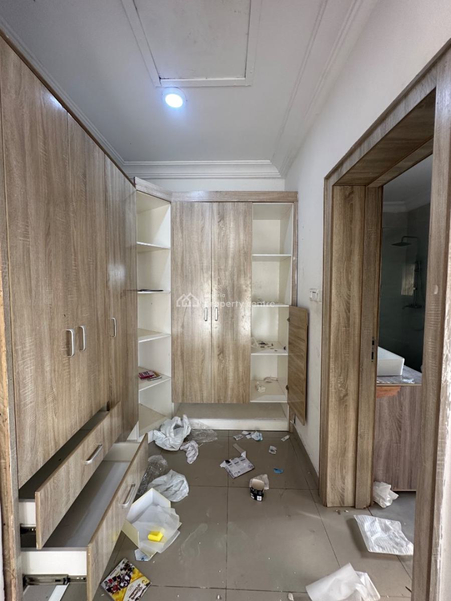 𝐌𝐀𝐈𝐍𝐓𝐀𝐈𝐍𝐄𝐃 4 𝐁𝐄𝐃𝐑𝐎𝐎𝐌 𝐓𝐄𝐑𝐑𝐀𝐂𝐄 𝐃𝐔𝐏𝐋𝐄𝐗, Osapa, Lekki, Lagos, Detached Duplex for Rent