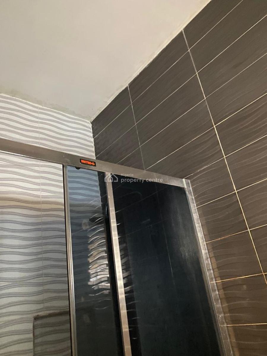 Nice  Room in a Shared Apartment 5months Payment, Idado, Lekki, Lagos, Flat / Apartment for Rent