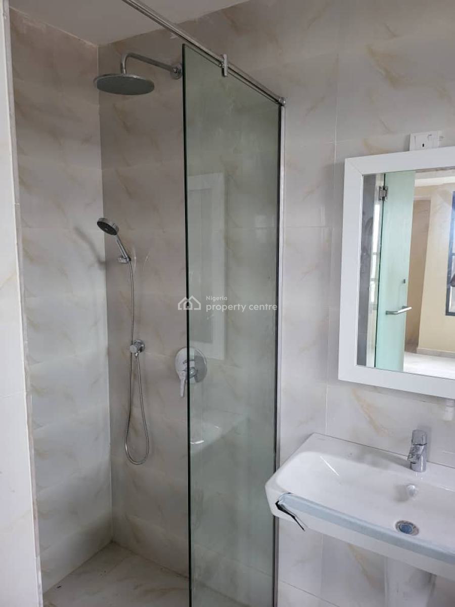 2 Bedroom Luxurious Apartment, Mobil Road, Ilaje, Ajah, Lagos, Semi-detached Duplex for Rent