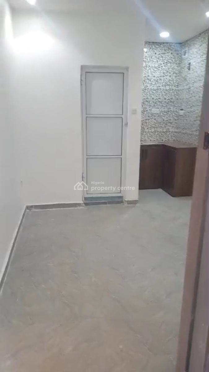 Room Self Contain Available in a Very Accessible Location, Ogudu Round About, Ogudu, Lagos, Self Contain (single Rooms) for Rent
