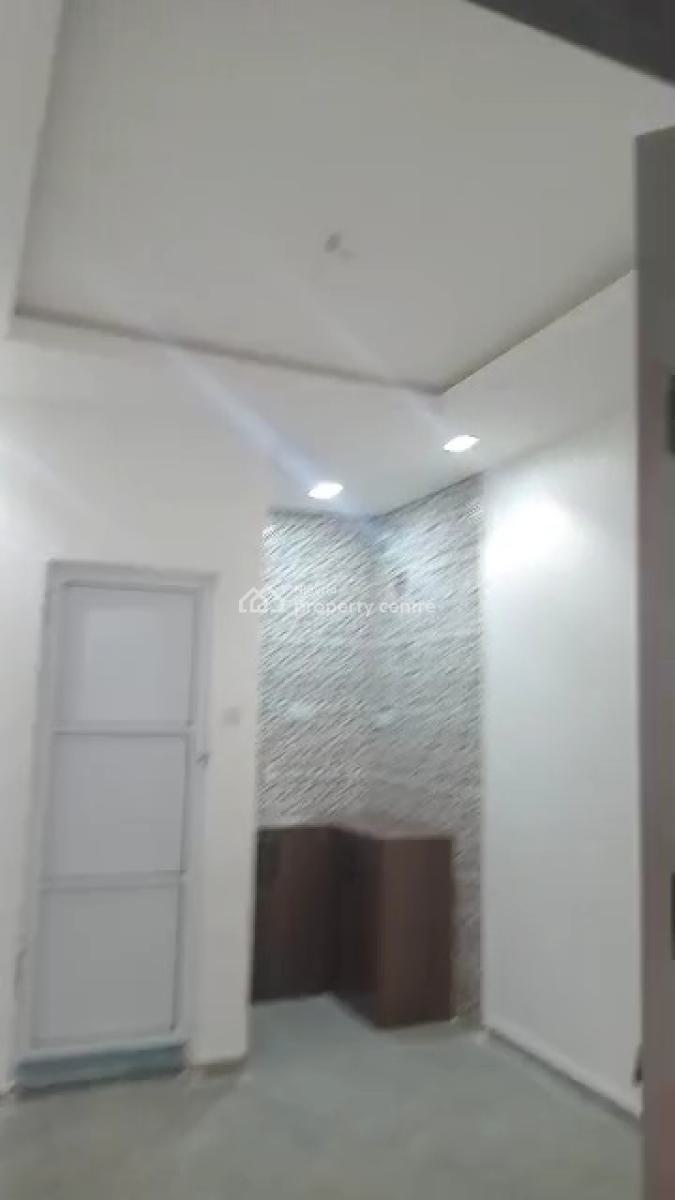 Room Self Contain Available in a Very Accessible Location, Ogudu Round About, Ogudu, Lagos, Self Contain (single Rooms) for Rent