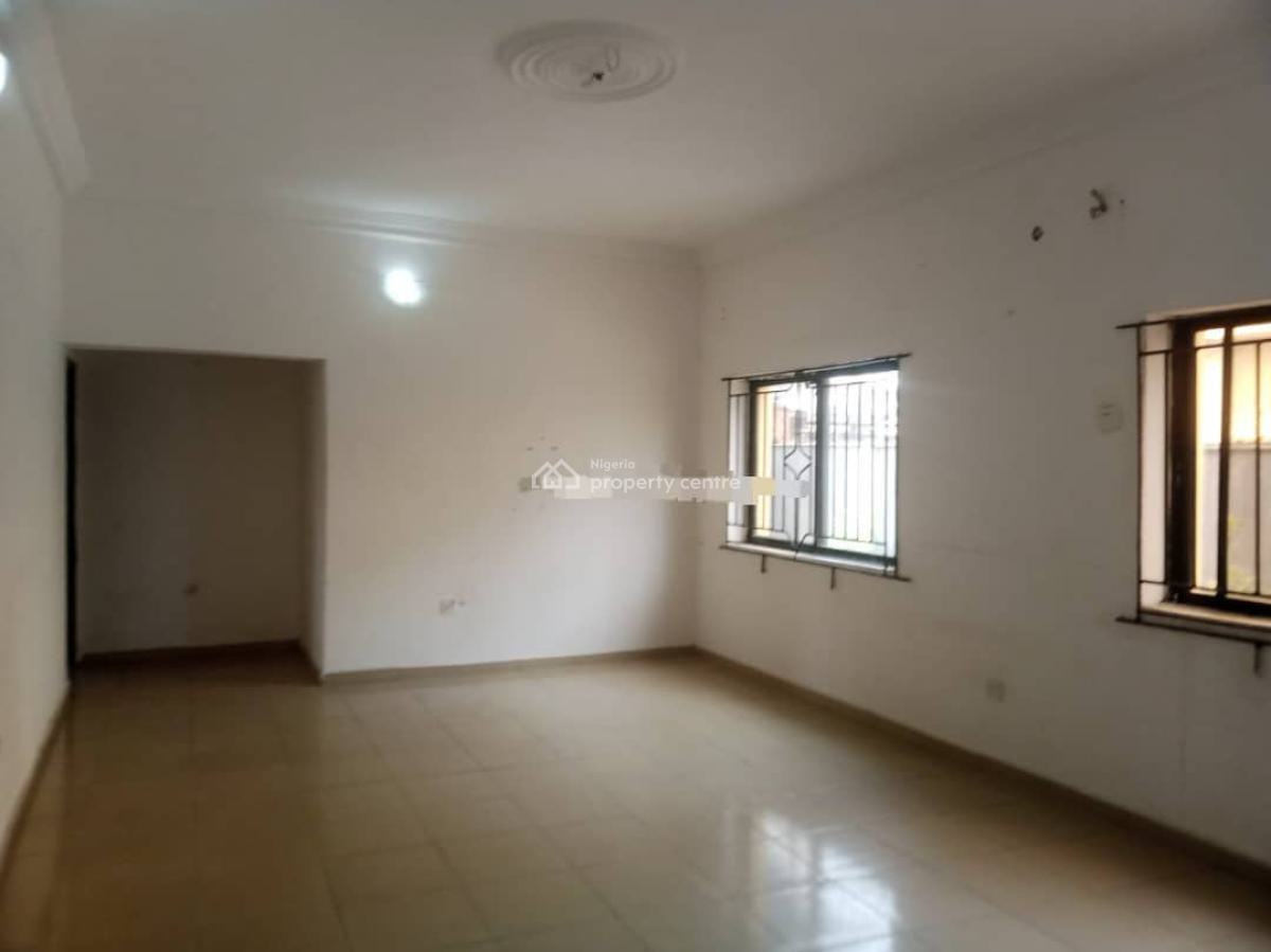Spacious and Well Maintained 3 Bedroom Flat, Thomas Estate, Ajiwe, Ajah, Lagos, Flat / Apartment for Rent