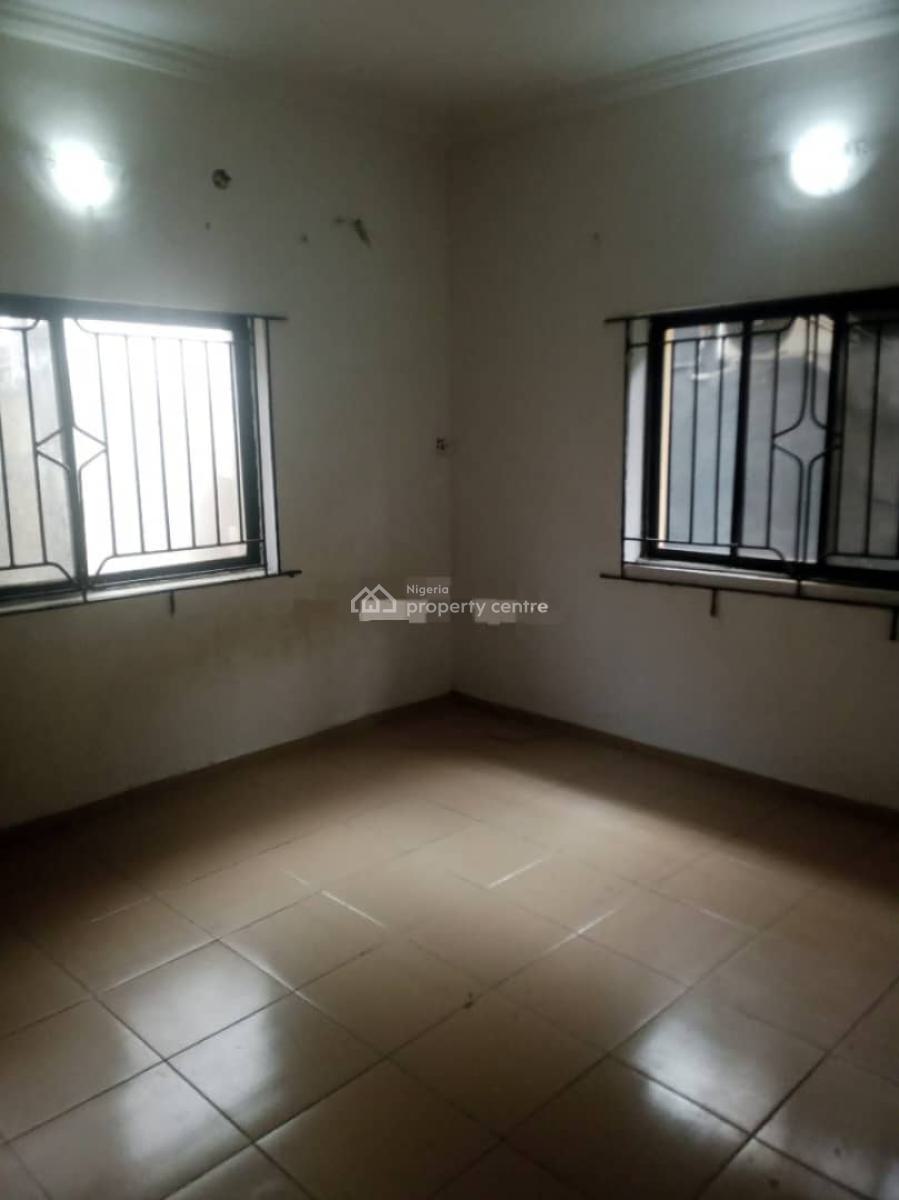 Spacious and Well Maintained 3 Bedroom Flat, Thomas Estate, Ajiwe, Ajah, Lagos, Flat / Apartment for Rent