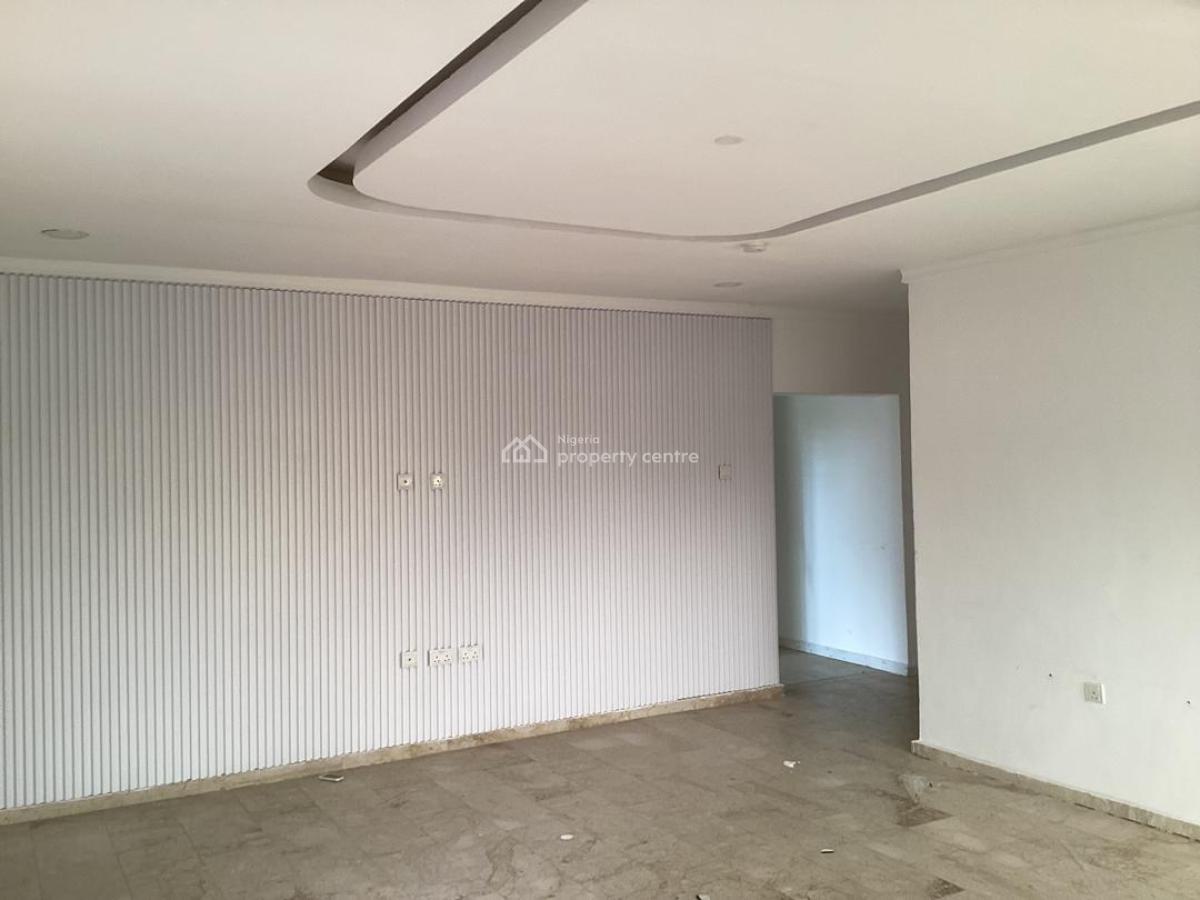 Two (2) Bedroom Flat with Bq, 24 Hours Power & Pool, Victoria Island (vi), Lagos, Flat / Apartment for Rent