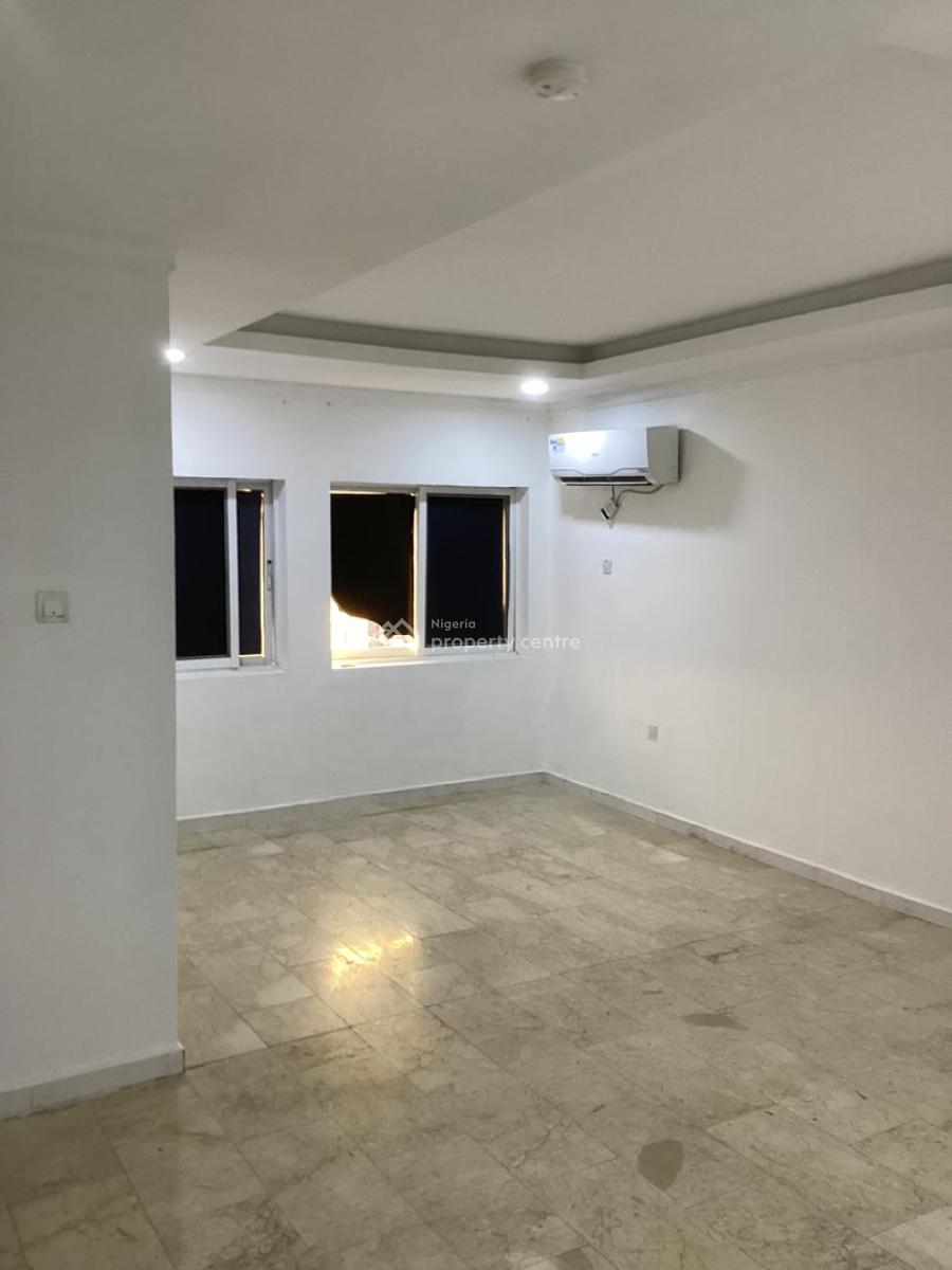 Two (2) Bedroom Flat with Bq, 24 Hours Power & Pool, Victoria Island (vi), Lagos, Flat / Apartment for Rent