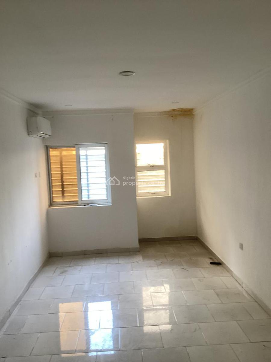 Two (2) Bedroom Flat with Bq, 24 Hours Power & Pool, Victoria Island (vi), Lagos, Flat / Apartment for Rent