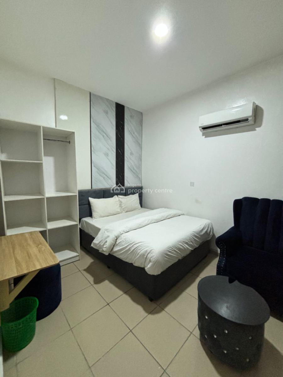 Nice 2 Bedroom Apartment, Lekki Phase 1, Lekki, Lagos, Flat / Apartment for Rent