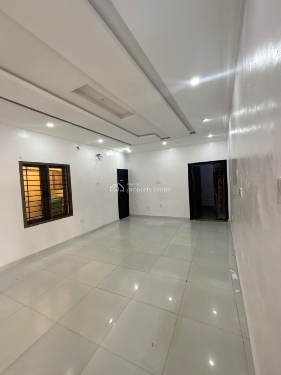 Self Serviced Lovely 3 Bedroom Duplex with a Bq, Lekki Phase 1, Lekki, Lagos, Semi-detached Duplex for Rent