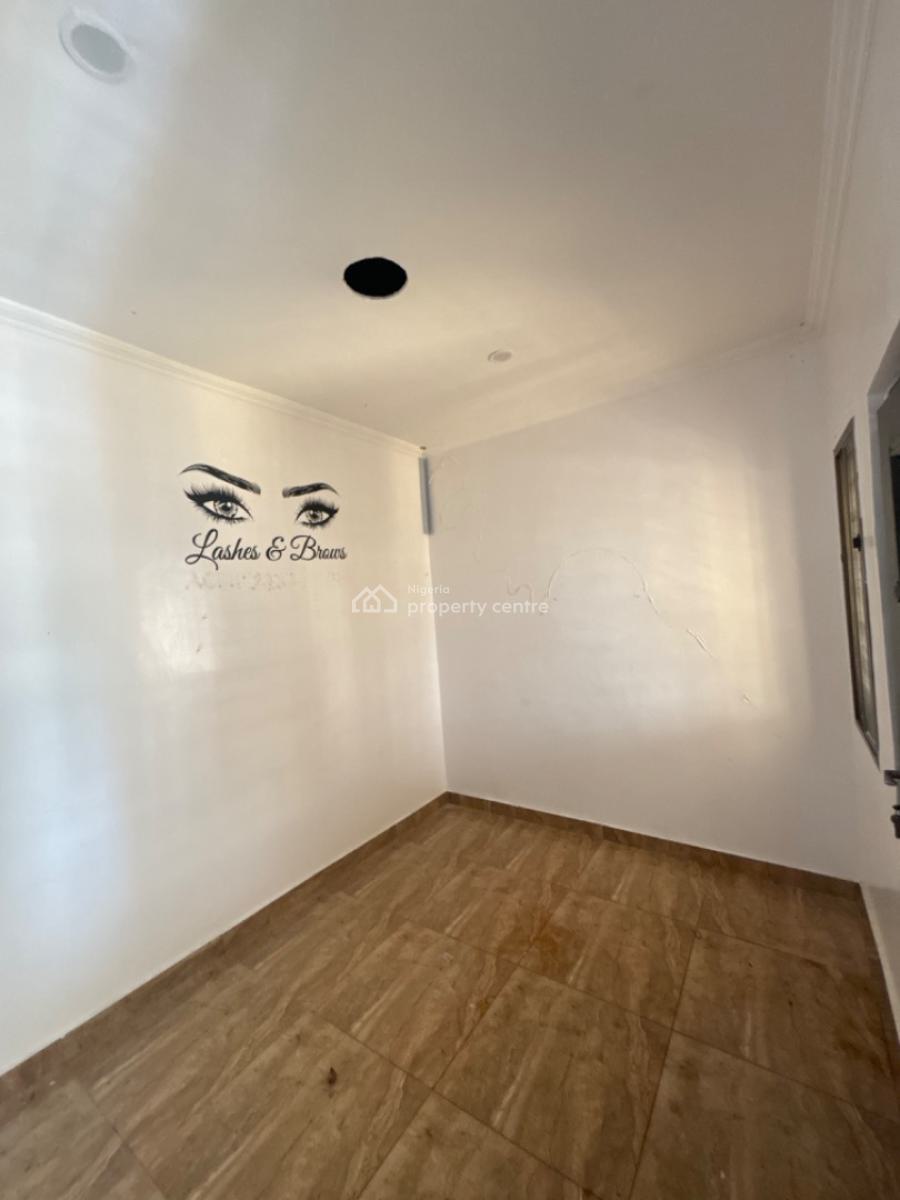 Self Serviced Lovely 3 Bedroom Duplex with a Bq, Lekki Phase 1, Lekki, Lagos, Semi-detached Duplex for Rent