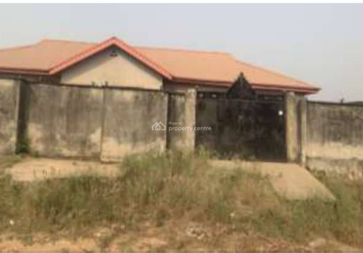 Detached 5 Bedroom Bungalow, Magboro, Ogun, Detached Bungalow for Sale