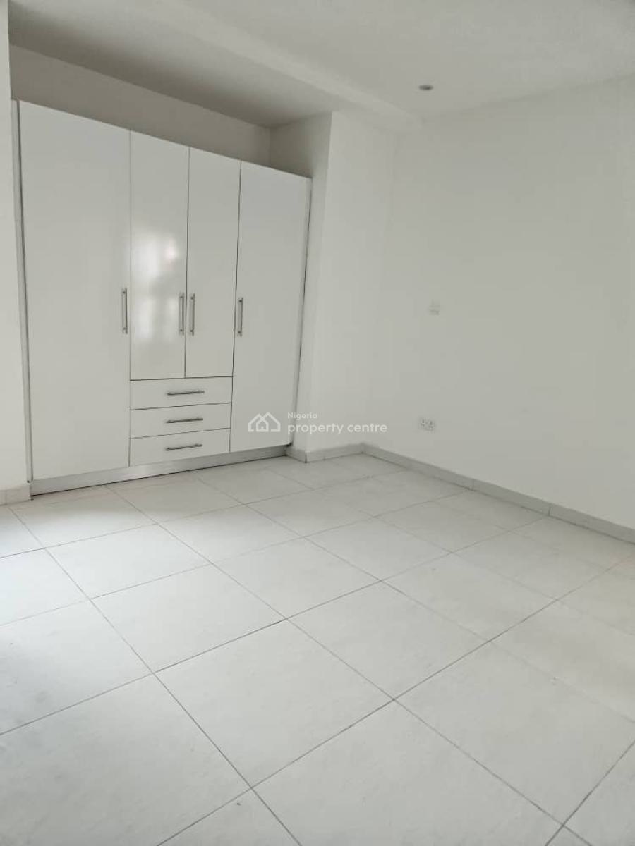 Luxury 3 Bedroom Flat, Alausa, Ikeja, Lagos, Block of Flats for Sale