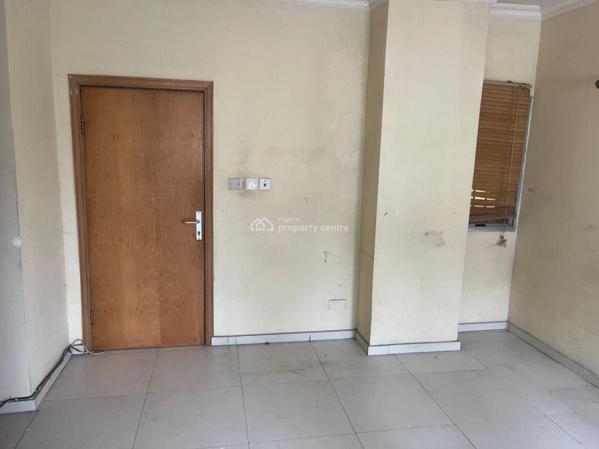Spacious 4 Bedroom Terrace Duplex with Bq, Lekki Phase 1, Lekki, Lagos, Terraced Duplex for Rent