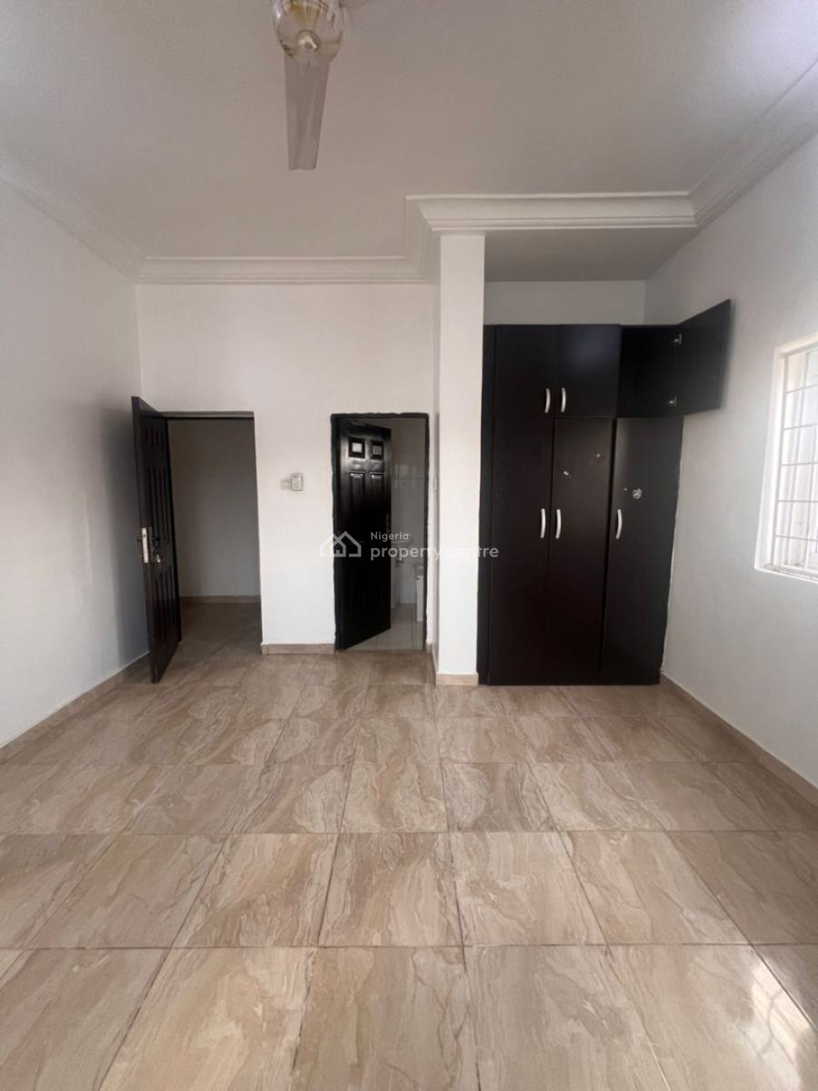 Well Built 3 Bedrooms Flat Apartment, Gilmore, Jahi, Abuja, Flat / Apartment for Rent