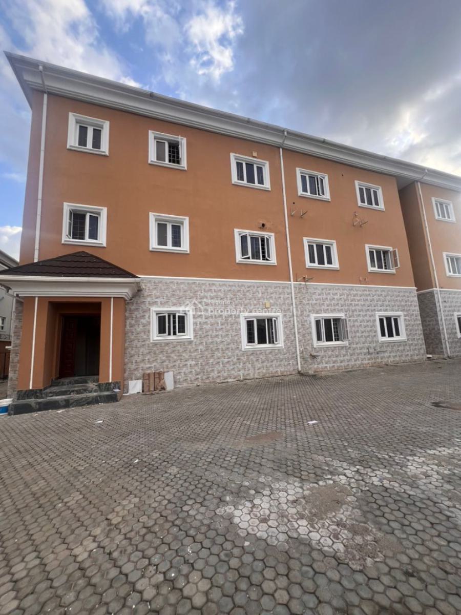 Well Built 3 Bedrooms Flat Apartment, Gilmore, Jahi, Abuja, Flat / Apartment for Rent