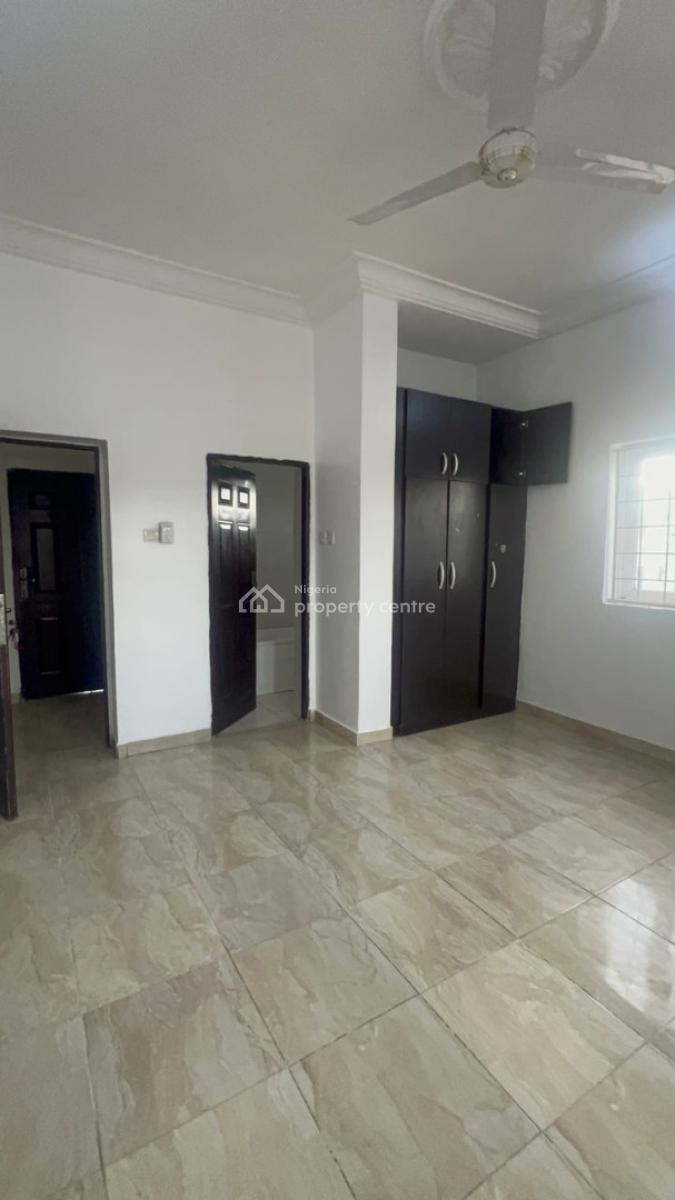 Well Built 3 Bedrooms Flat Apartment, Gilmore, Jahi, Abuja, Flat / Apartment for Rent