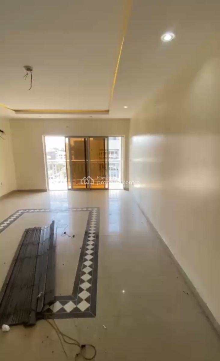 One (1) Bedroom Flat (6th Floor) with City View, Lift, Pool & 24hrs Po, Victoria Island (vi), Lagos, Mini Flat (room and Parlour) for Rent