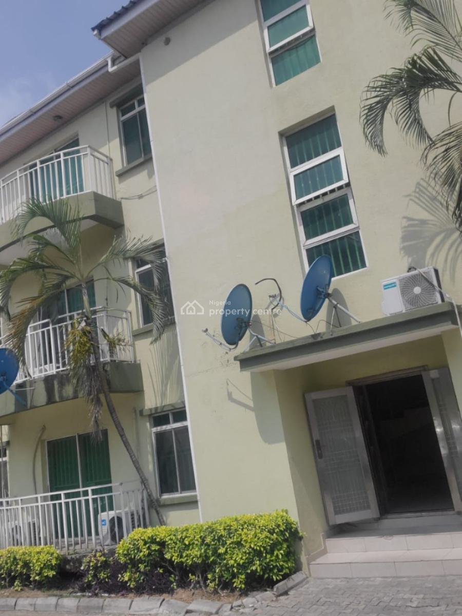 Spacious 3 Bedroom Flat for Office Use, Lekki Right, Lekki Phase 1, Lekki, Lagos, Flat / Apartment for Rent