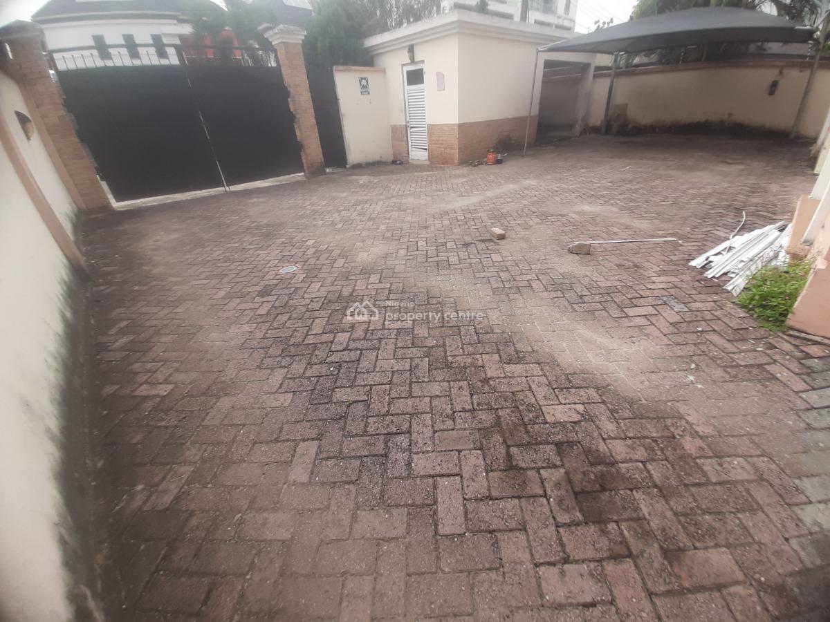 4 Bedroom En-suite Detached House with Large Living Room Area, Dining, Lekki Phase 1, Lekki, Lagos, House for Rent
