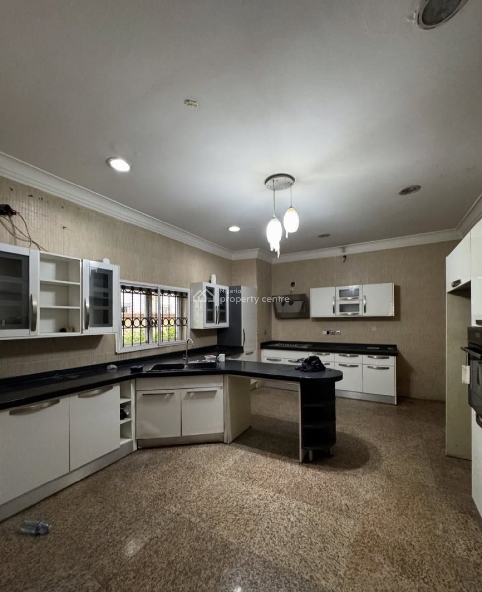 4 Bedrooms En-suite Detached House with Large Living Room Area, Dining, Lekki Phase 1, Lekki, Lagos, Detached Duplex for Rent