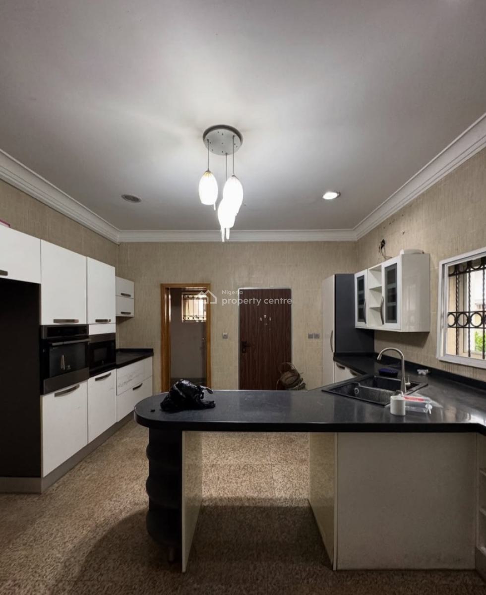 4 Bedrooms En-suite Detached House with Large Living Room Area, Dining, Lekki Phase 1, Lekki, Lagos, Detached Duplex for Rent