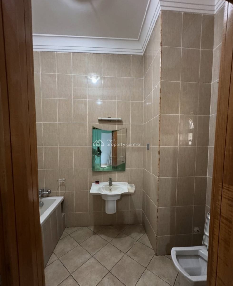4 Bedrooms En-suite Detached House with Large Living Room Area, Dining, Lekki Phase 1, Lekki, Lagos, Detached Duplex for Rent