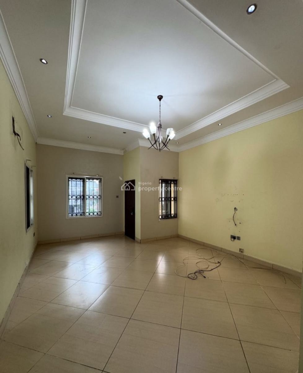 4 Bedrooms En-suite Detached House with Large Living Room Area, Dining, Lekki Phase 1, Lekki, Lagos, Detached Duplex for Rent