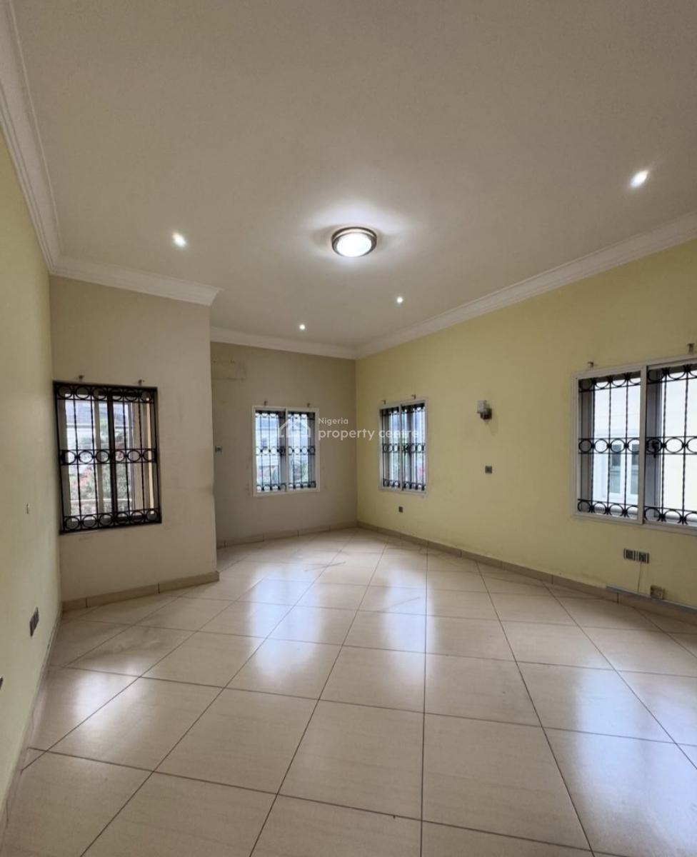 4 Bedrooms En-suite Detached House with Large Living Room Area, Dining, Lekki Phase 1, Lekki, Lagos, Detached Duplex for Rent