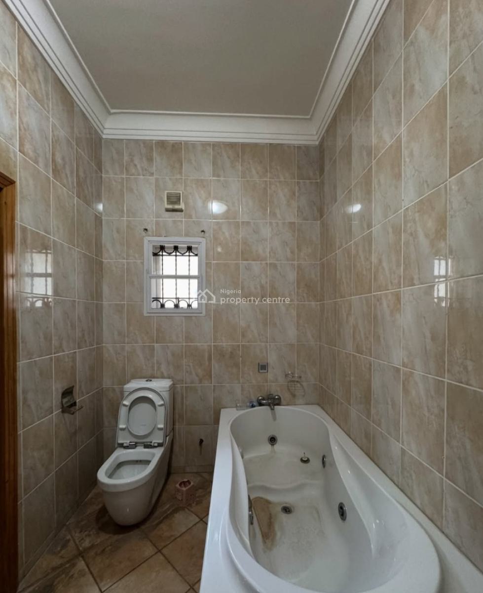 4 Bedrooms En-suite Detached House with Large Living Room Area, Dining, Lekki Phase 1, Lekki, Lagos, Detached Duplex for Rent