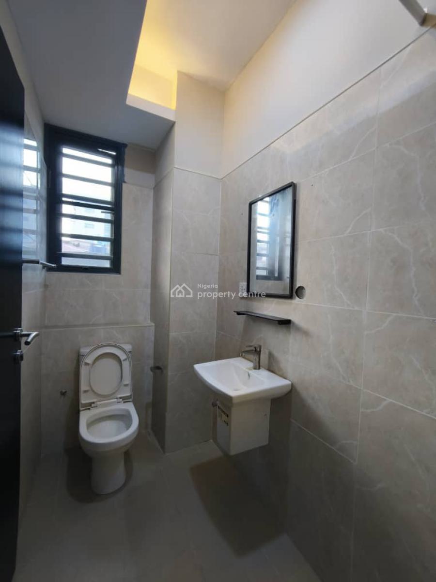 Luxury Well Built with Good Finishing Serviced 3 Bedroom Apartment, Lekki Phase 1, Lekki, Lagos, Block of Flats for Sale