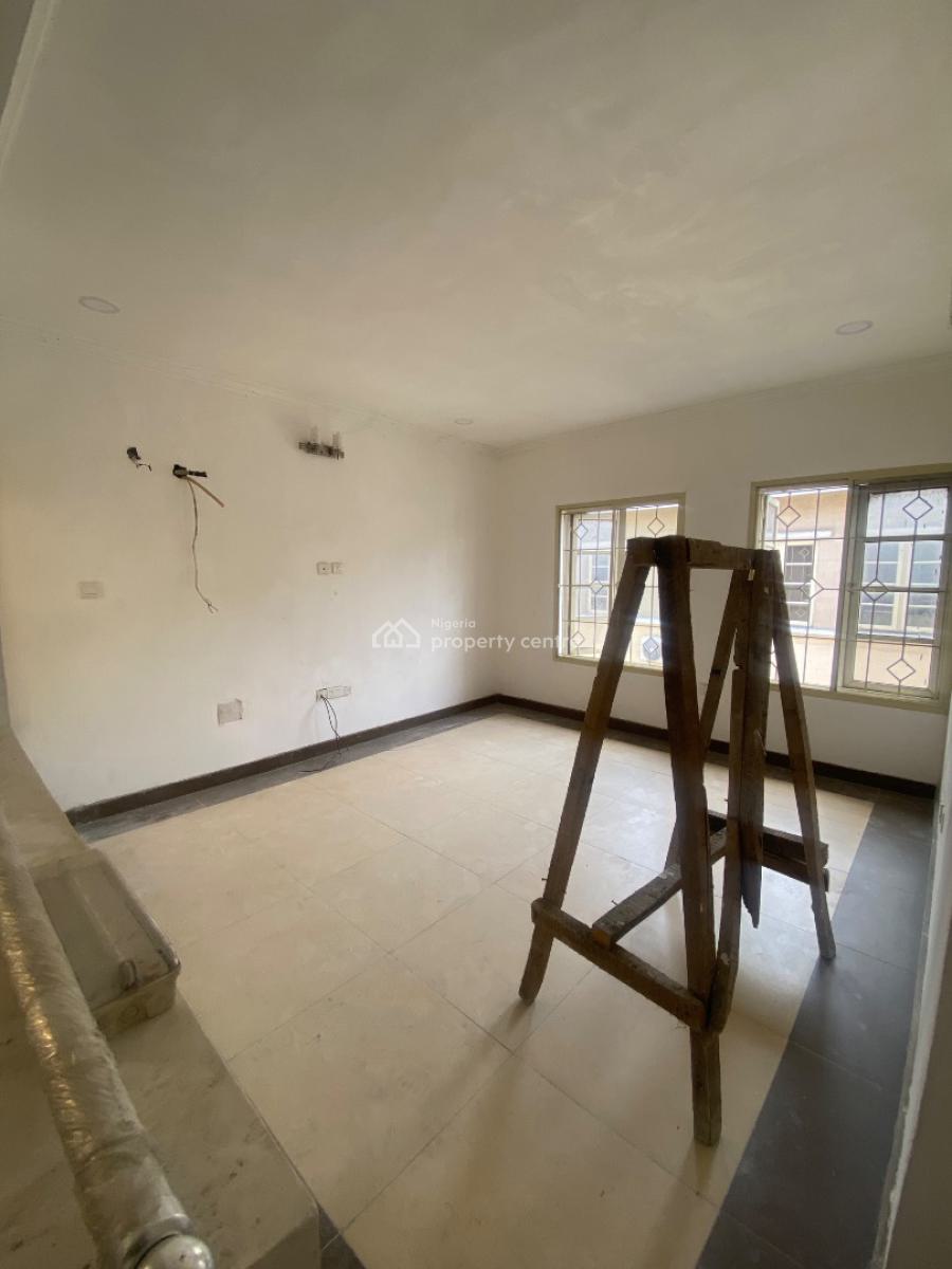 Well-finished 4-bedroom Terrace Duplex Equipped with Air Conditioners, Alpha Mutual Court Estate, Iponri, Surulere, Lagos, Terraced Duplex for Rent