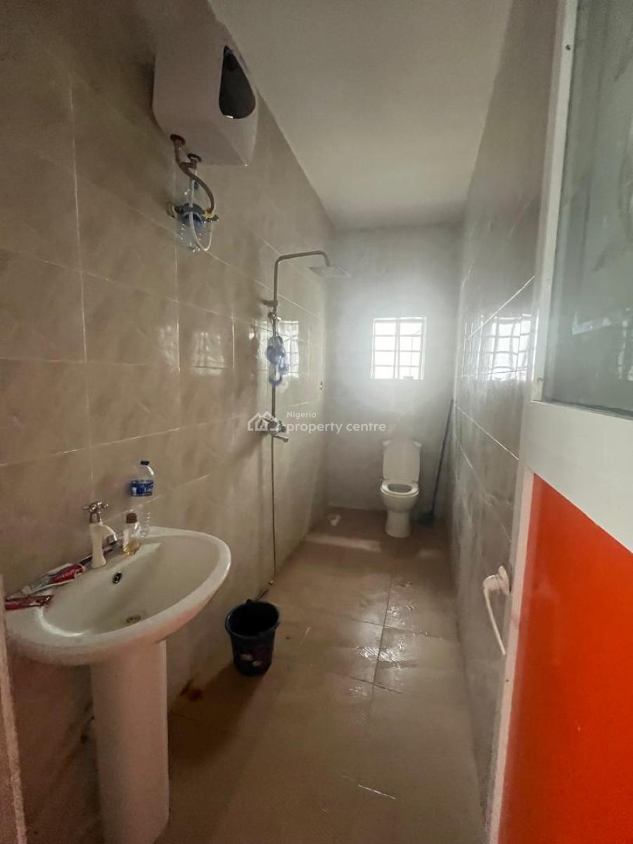 Sharp 3 Bedrooms Apartment, After Blenco, Ajah, Lagos, Flat / Apartment for Rent