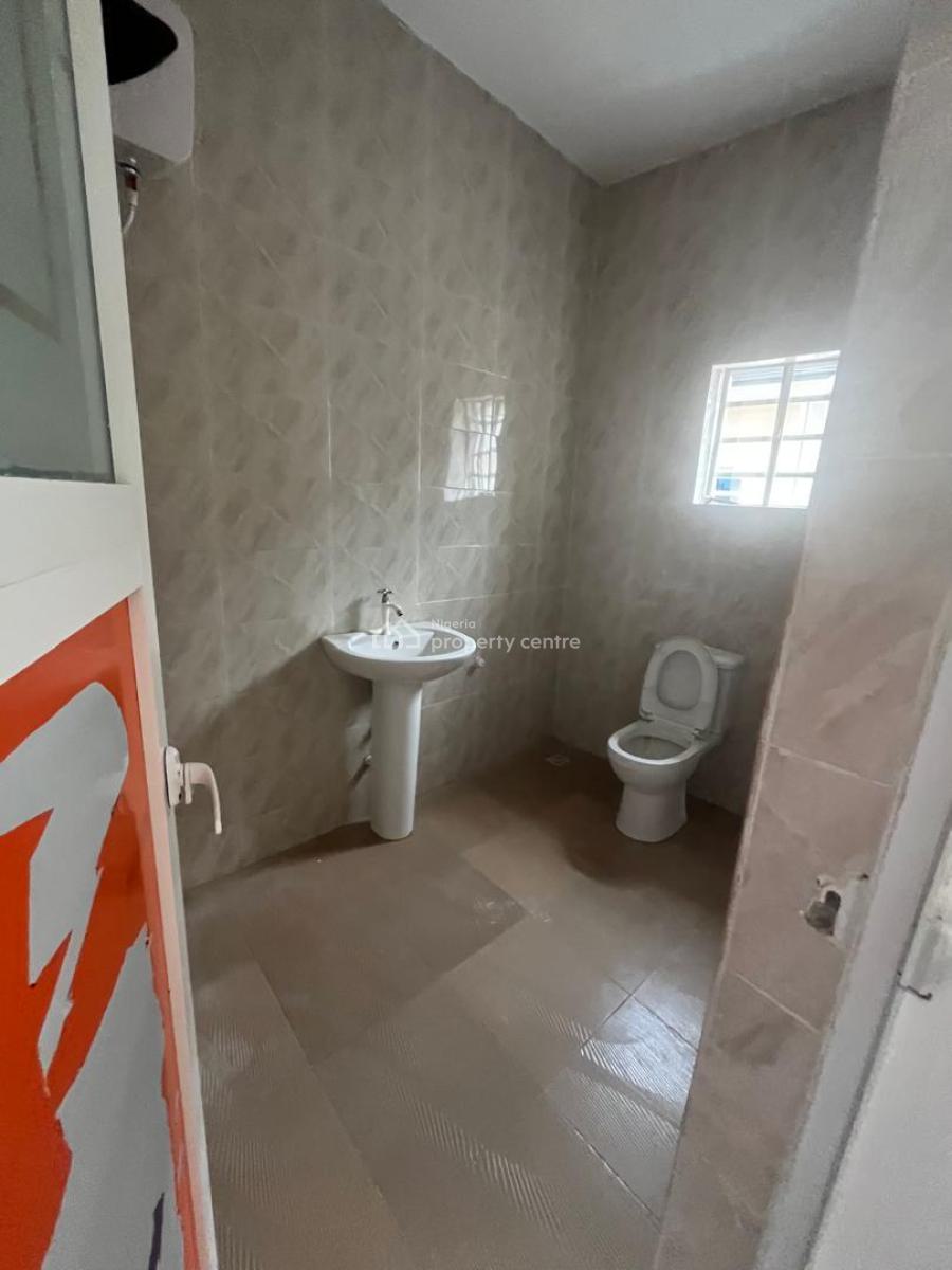 Sharp 3 Bedrooms Apartment, After Blenco, Ajah, Lagos, Flat / Apartment for Rent