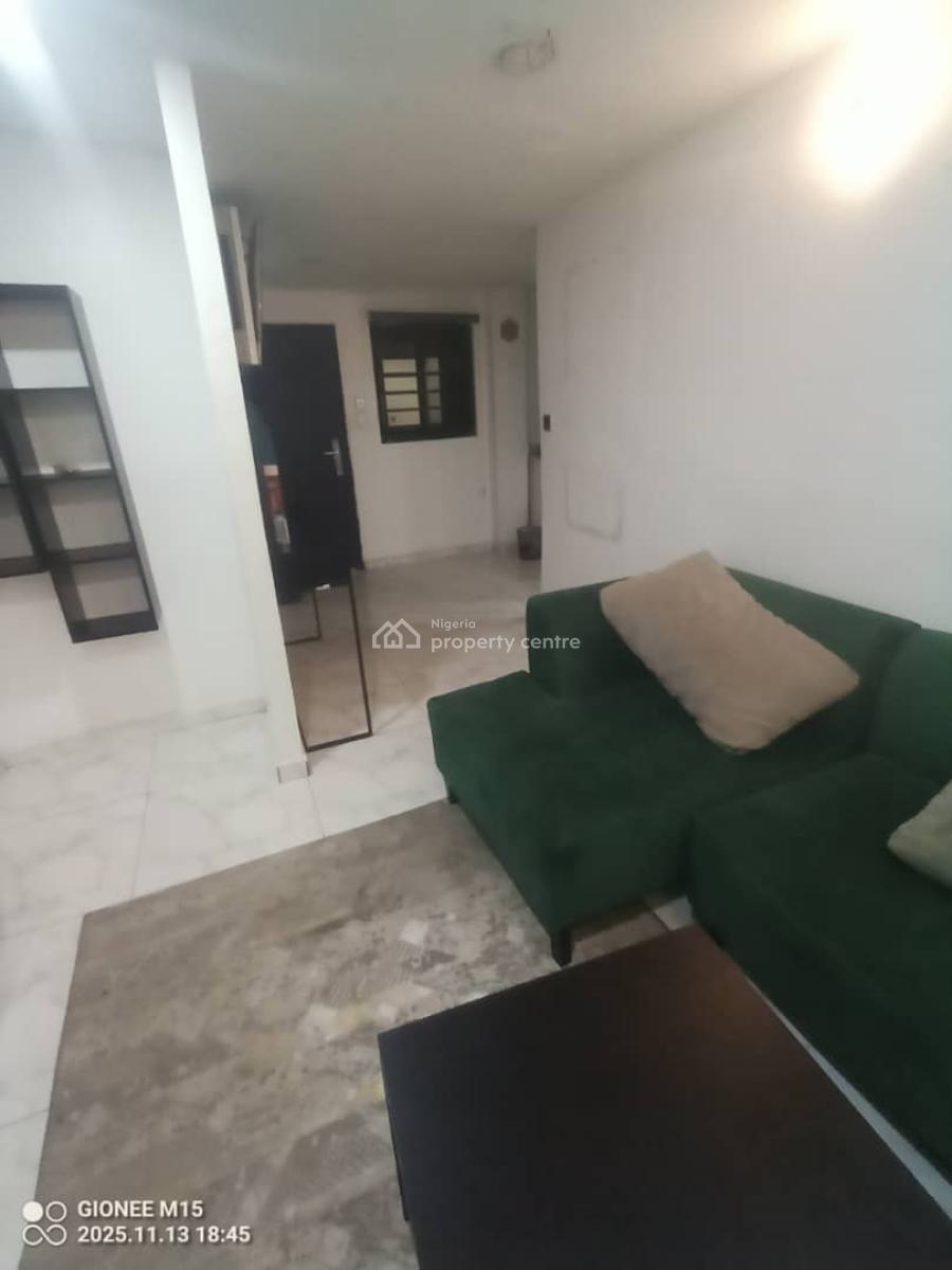 Fully Service Unfurnished One Bedroom Apartment with Personal Kitchen, Lekki Right, Lekki Phase 1, Lekki, Lagos, Mini Flat (room and Parlour) for Rent