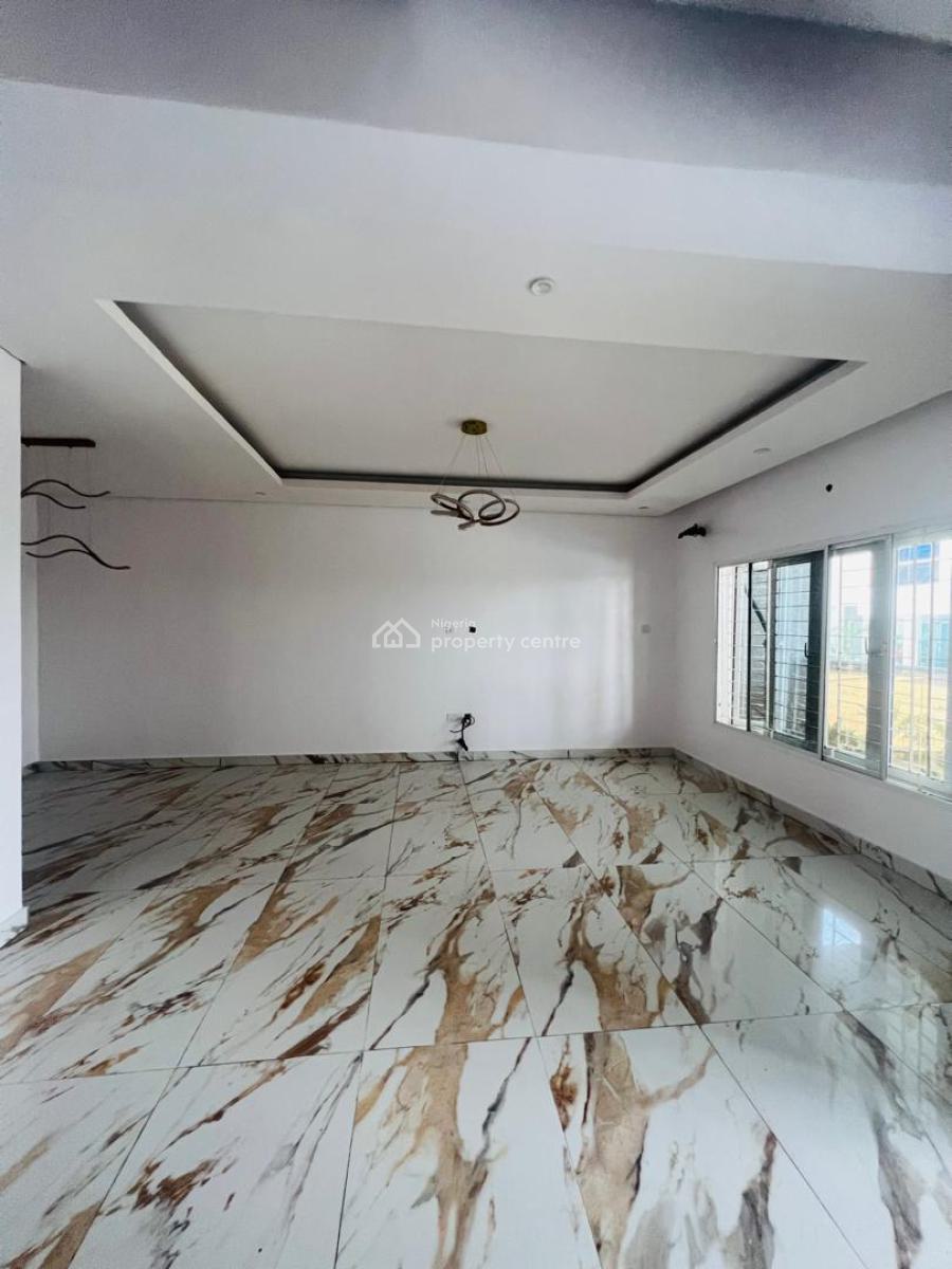 4 Bedroom Maisonette in a Serviced Estate, Lekki Right-side, Lekki Phase 1, Lekki, Lagos, Terraced Duplex for Sale