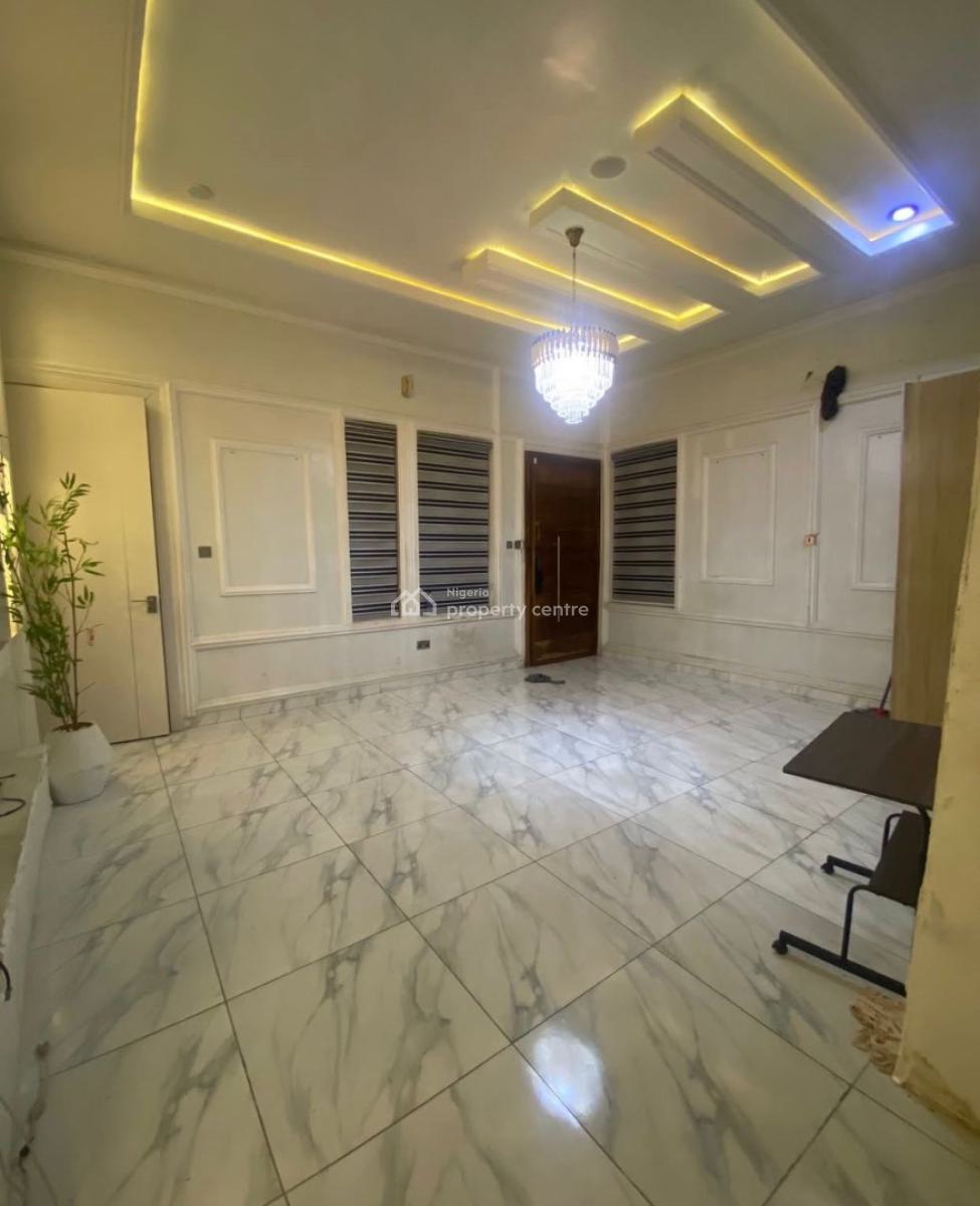 Beautiful Studio with Shared Fitted Kitchen, Oral Estate, Lekki, Lagos, Self Contain (single Rooms) for Rent