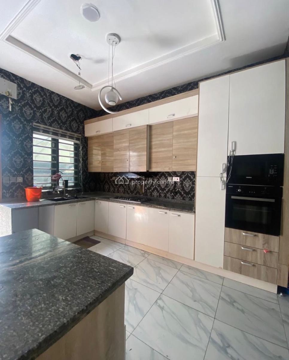 Beautiful Studio with Shared Fitted Kitchen, Oral Estate, Lekki, Lagos, Self Contain (single Rooms) for Rent