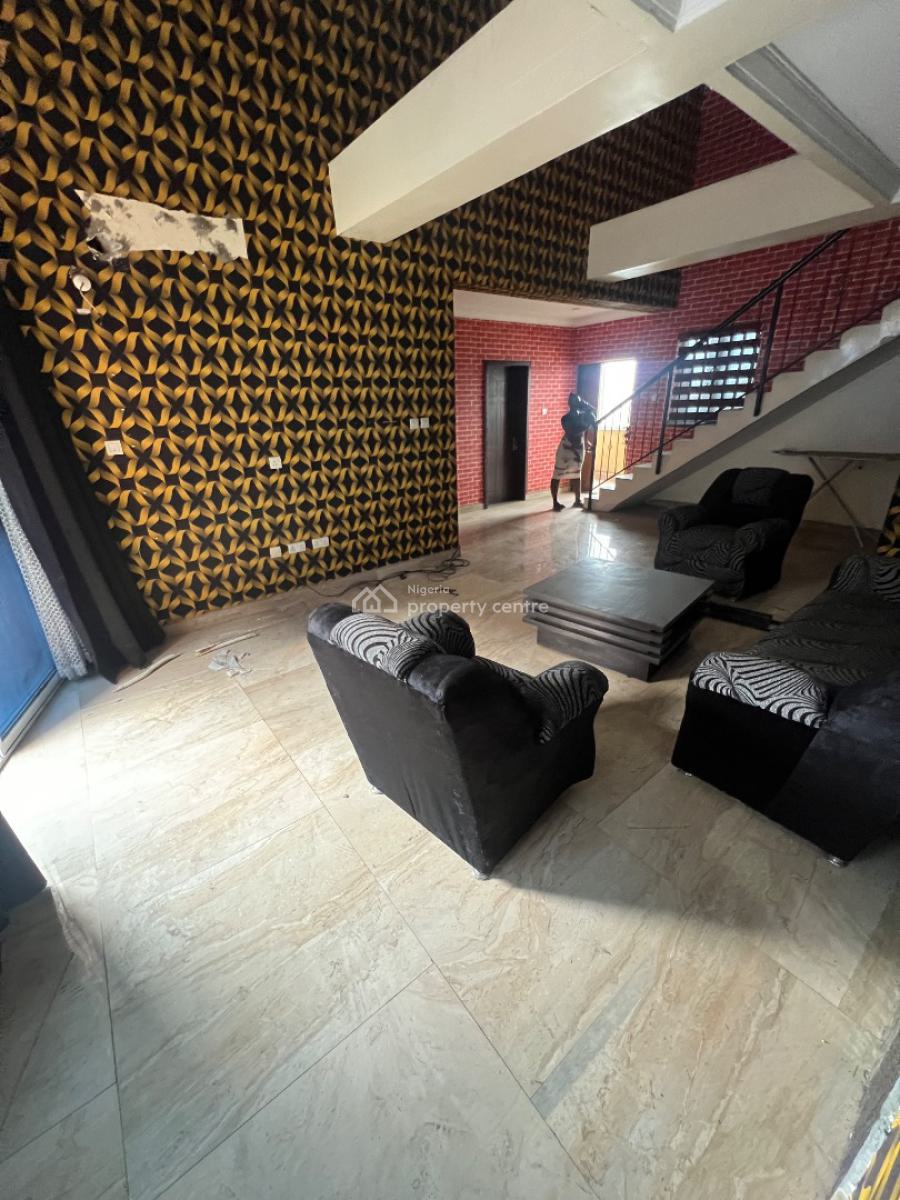 Classic and Spacious 3-bedroom Flat, Jakande, Lekki, Lagos, Flat / Apartment for Rent