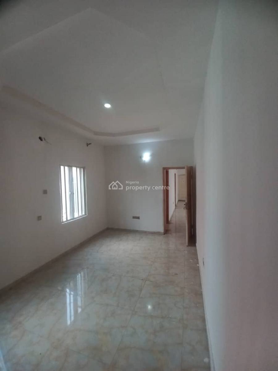 Sharp 2 Bedroom Flat Upstairs with 2 Balconies, Off Freedom Way, Lekki Phase 1, Lekki, Lagos, Flat / Apartment for Rent