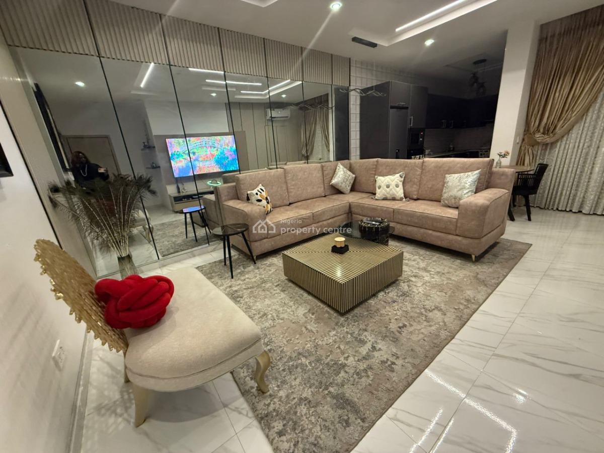 Fully Furnished Mini-flat with Pool, Gym, Ps5, Off Admiralty Way, Lekki Phase 1, Lekki, Lagos, Mini Flat (room and Parlour) Short Let