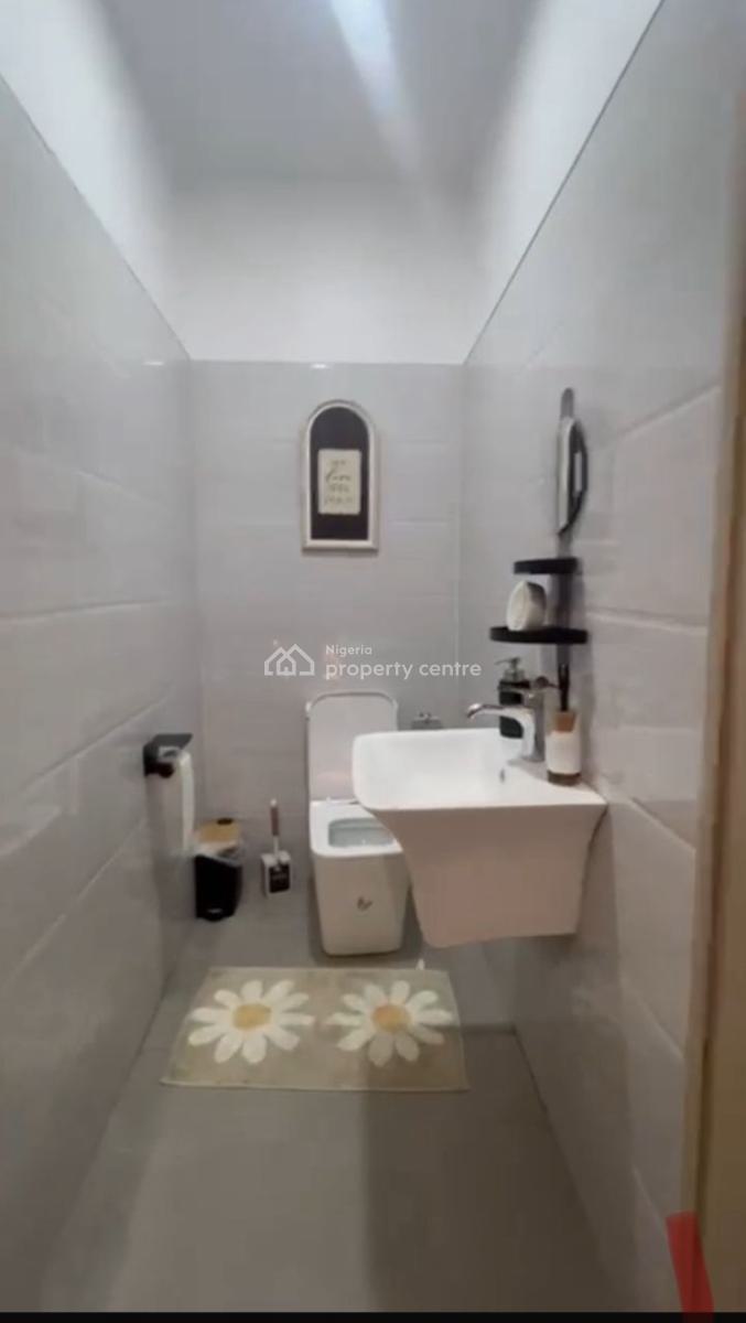 Fully Furnished Mini-flat with Pool, Gym, Ps5, Off Admiralty Way, Lekki Phase 1, Lekki, Lagos, Mini Flat (room and Parlour) Short Let