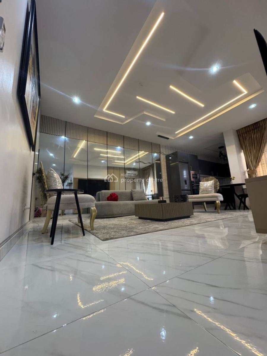 Fully Furnished Mini-flat with Pool, Gym, Ps5, Off Admiralty Way, Lekki Phase 1, Lekki, Lagos, Mini Flat (room and Parlour) Short Let