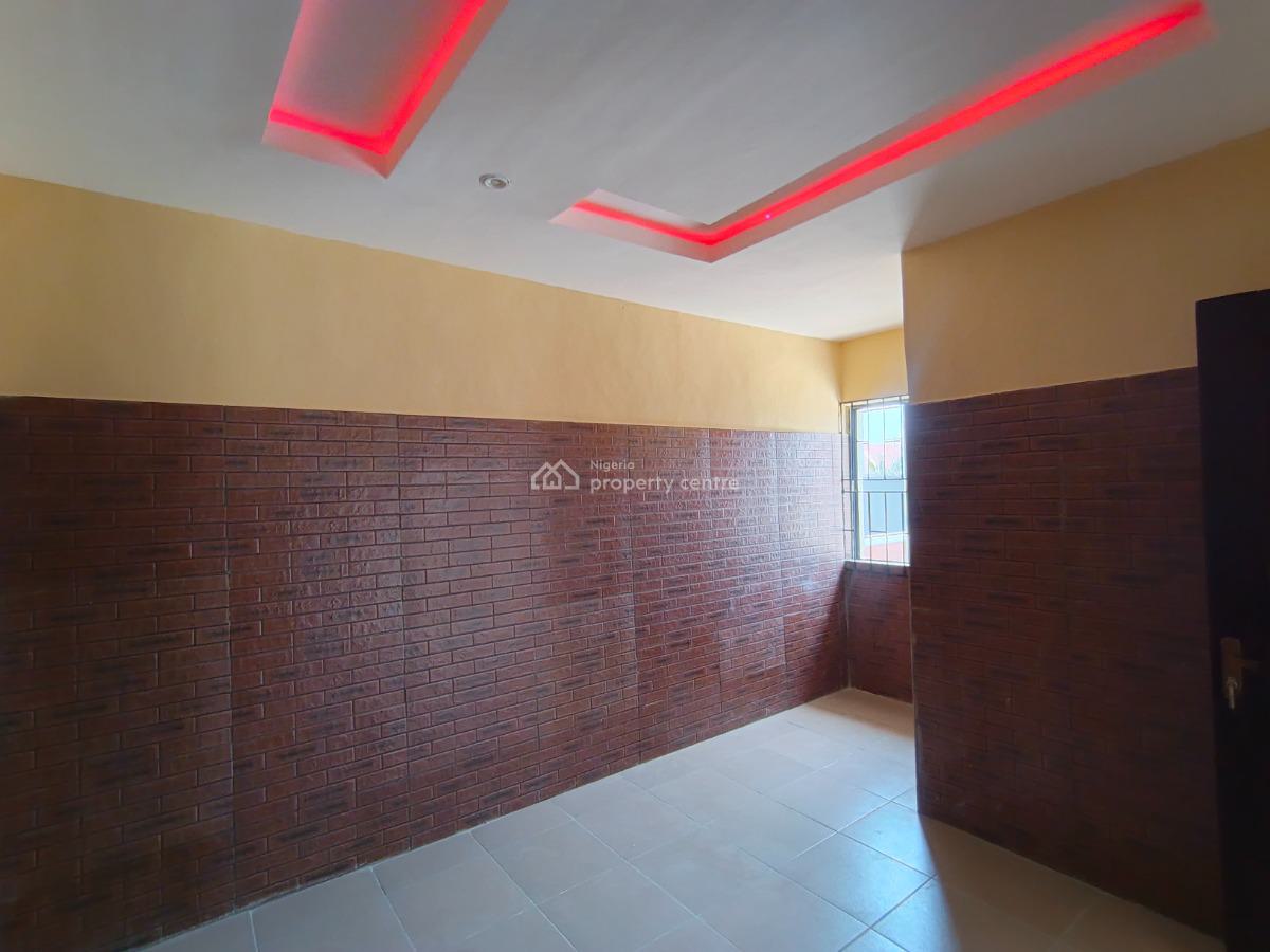 Bedroom and Parlor, Igbe Laara, Ikorodu, Lagos, Mini Flat (room and Parlour) for Rent