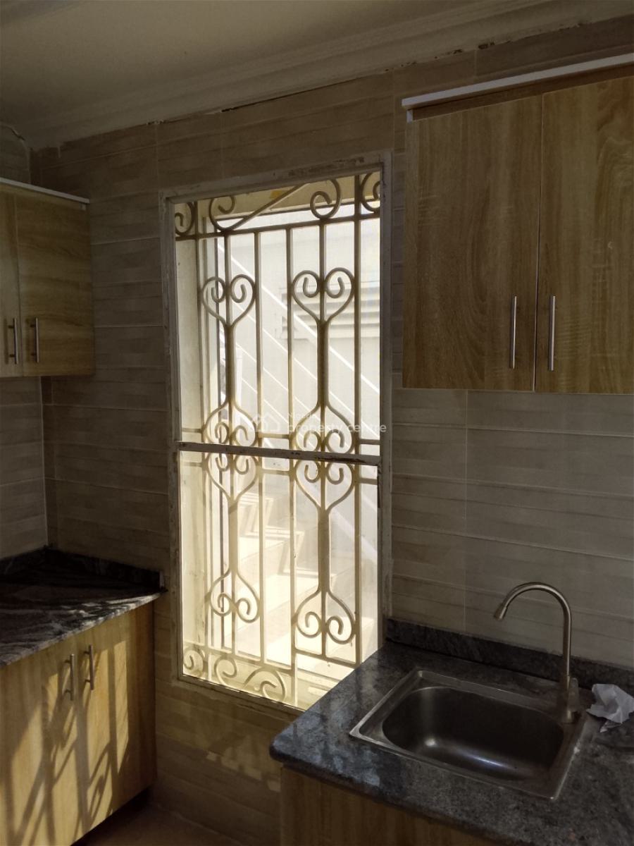 Mini Flat, Lekki Phase 1, Lekki, Lagos, Mini Flat (room and Parlour) for Rent