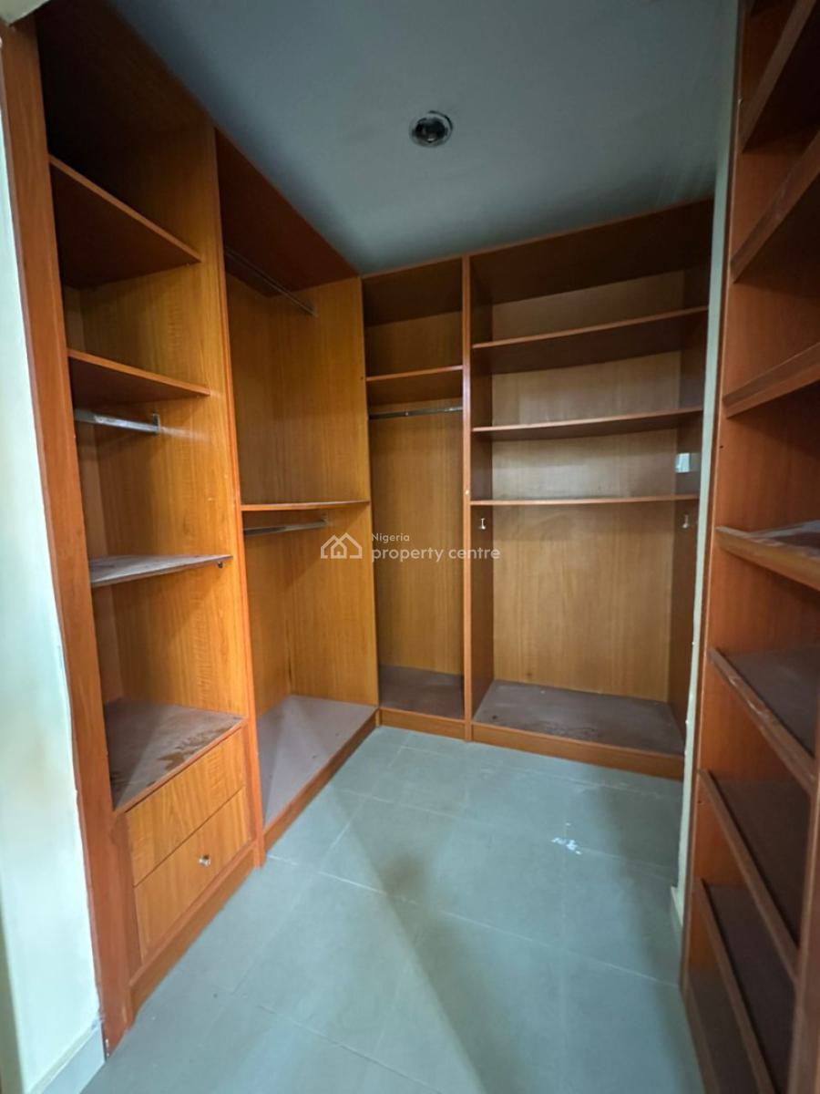 a Nice Serviced 3 Bedroom Terrace with Bq, Lekki Phase 1, Lekki, Lagos, Terraced Duplex for Rent