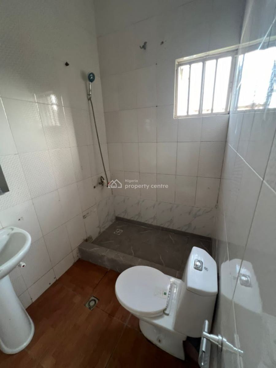 a Studio Bedroom Upstairs, Bera Estate, Lekki, Lagos, Flat / Apartment for Rent
