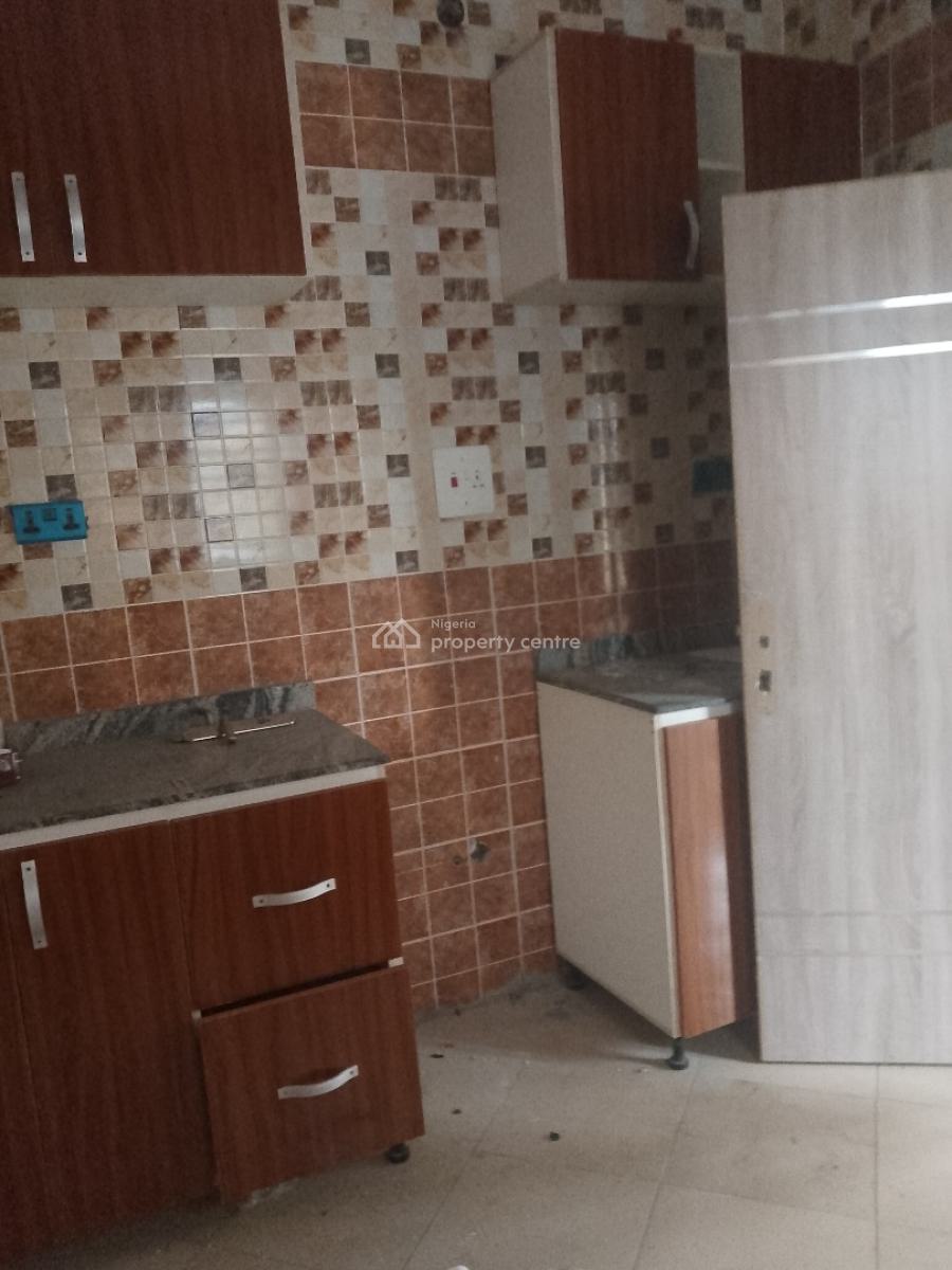 Brand New and Spacious 2 Bedroom, Mobile Road, Ilaje, Ajah, Lagos, Flat / Apartment for Rent