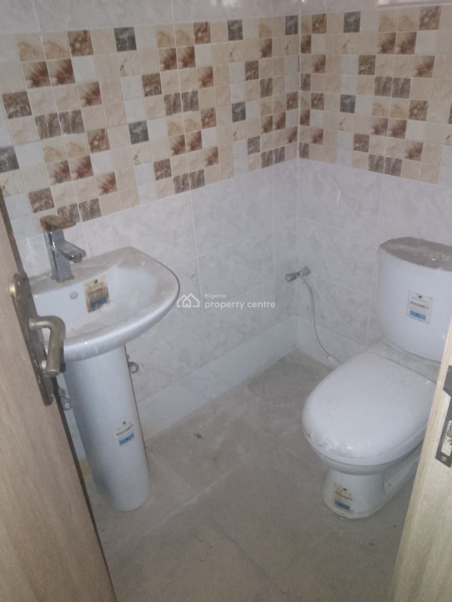 Brand New and Spacious 2 Bedroom, Mobile Road, Ilaje, Ajah, Lagos, Flat / Apartment for Rent