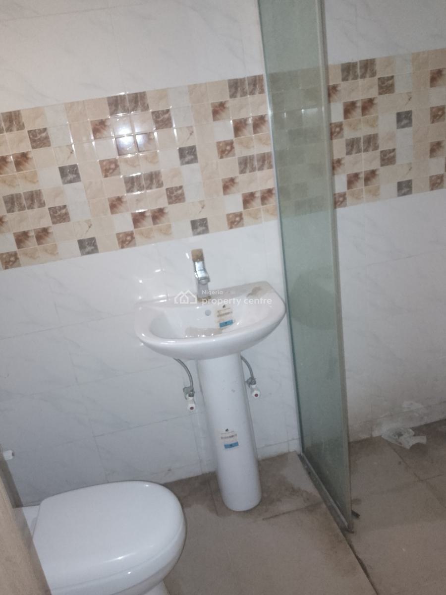 Brand New and Spacious 2 Bedroom, Mobile Road, Ilaje, Ajah, Lagos, Flat / Apartment for Rent